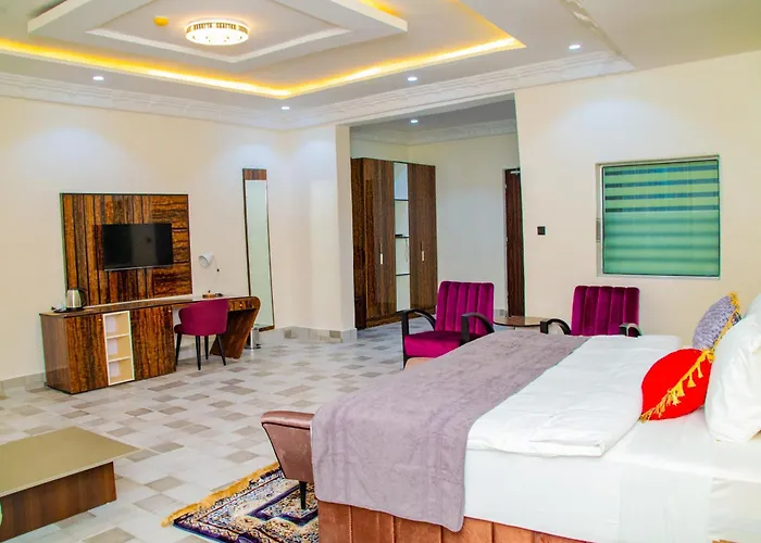 Radissononyx Awka